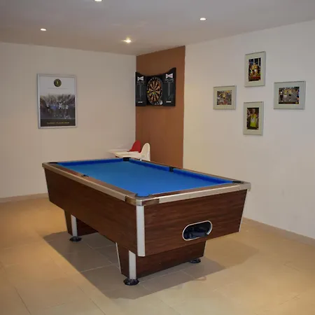 Villa Maxine