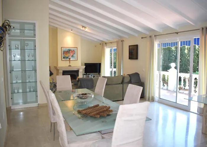 Villa Maxine